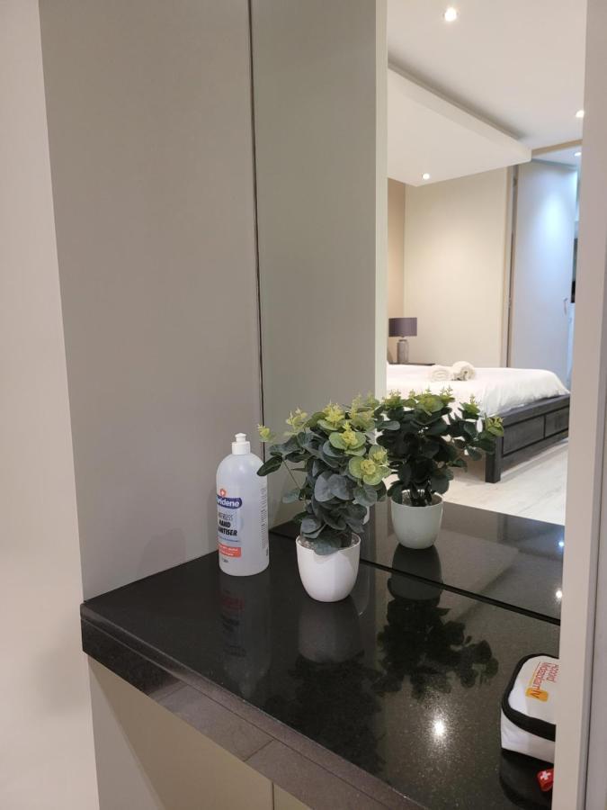 The Franklin Luxury Apartments โจฮันเนสเบิร์ก ภายนอก รูปภาพ